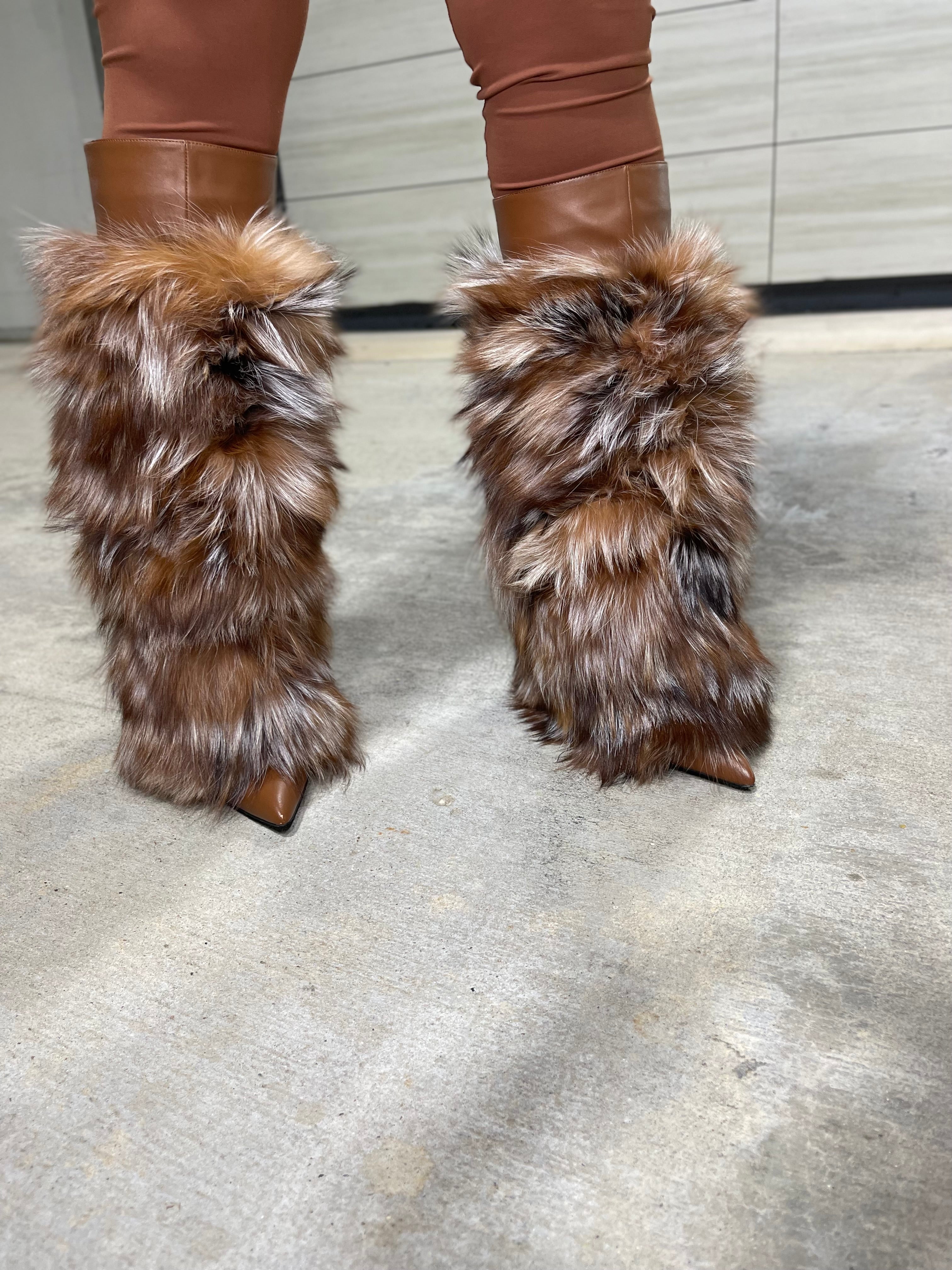 REAL FOX FUR BOOTS Ship date 12/5-12-15