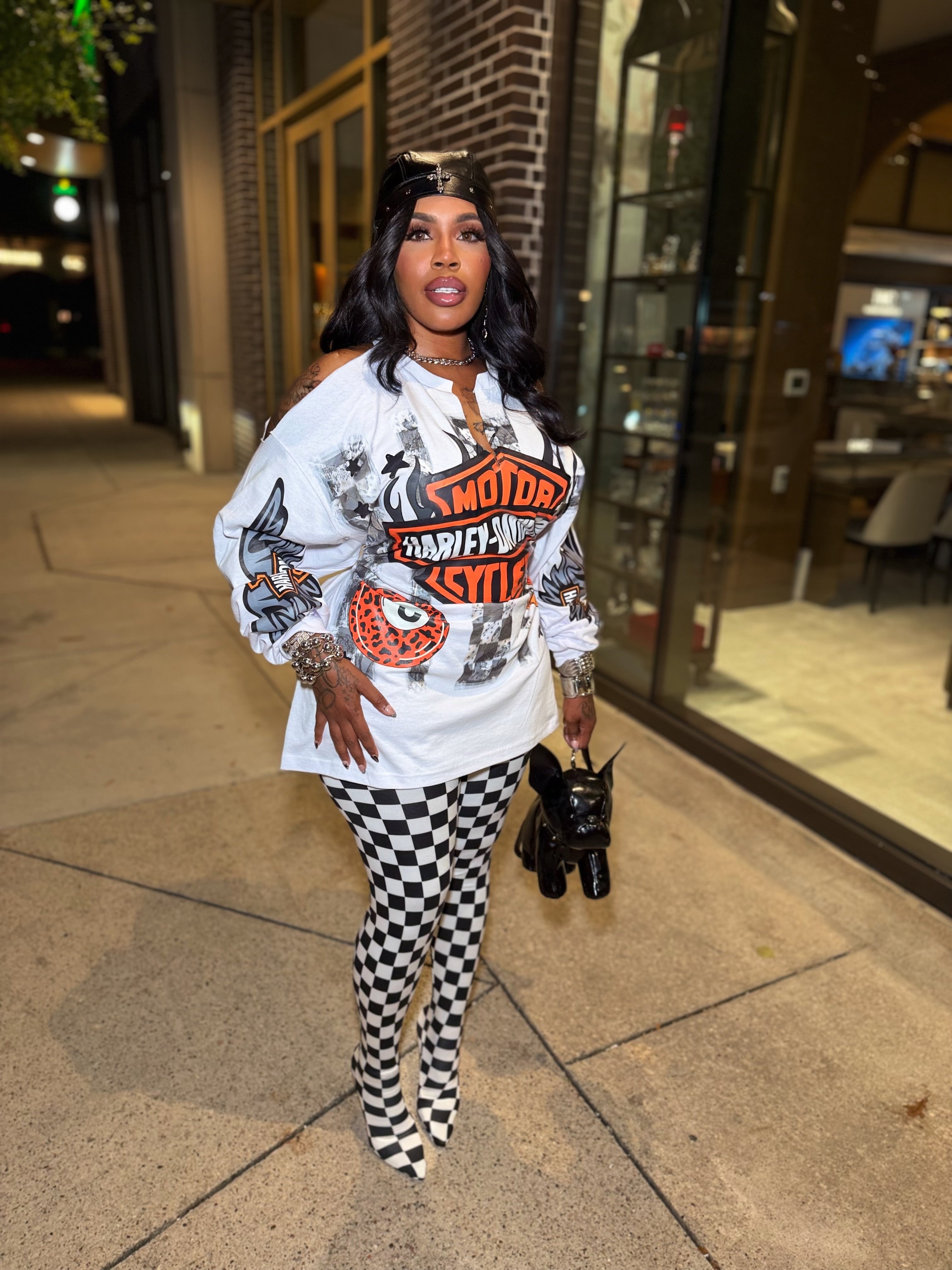 Motor open shoulder oversized tee