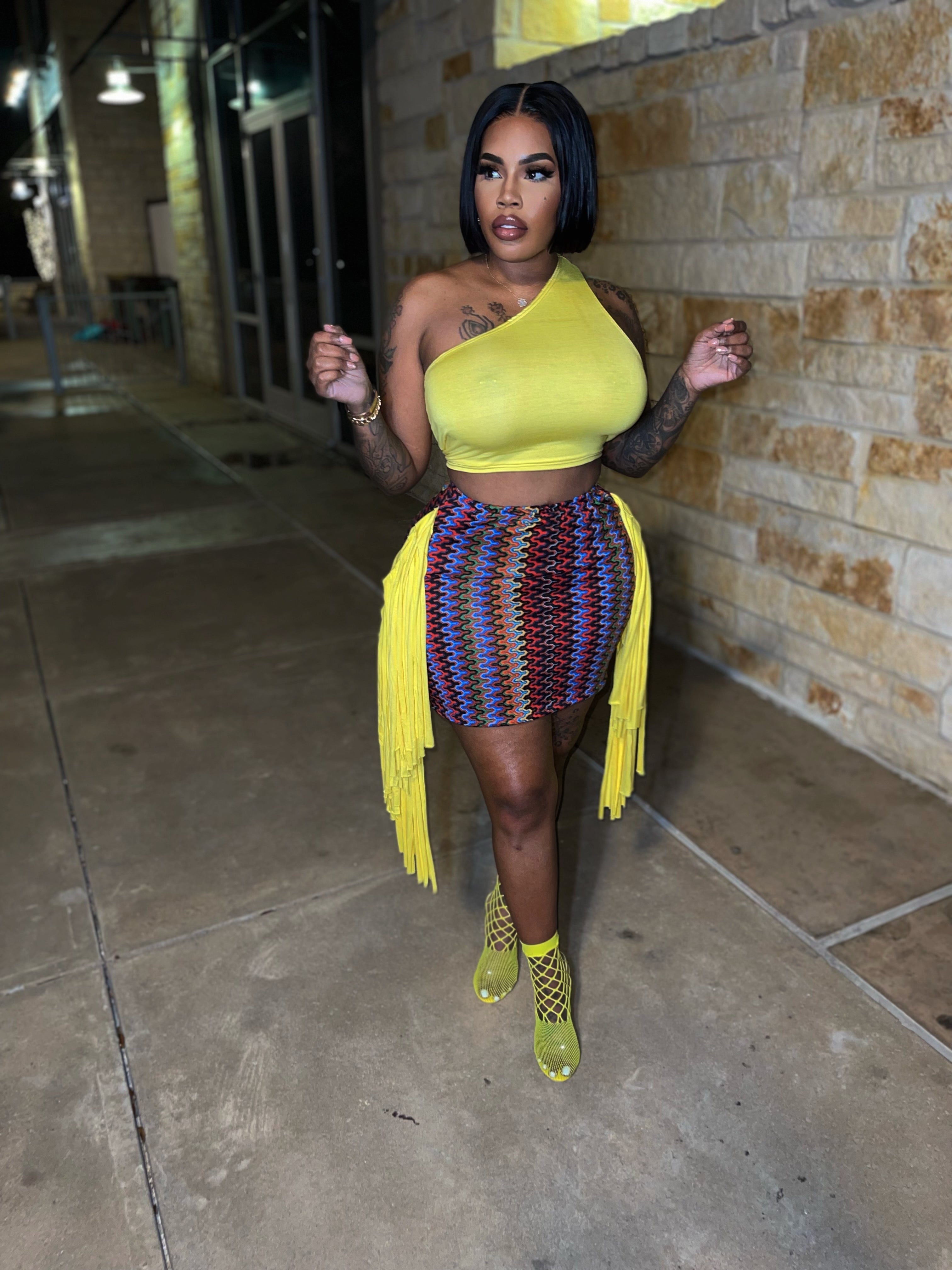 Dizzy yellow skirt set