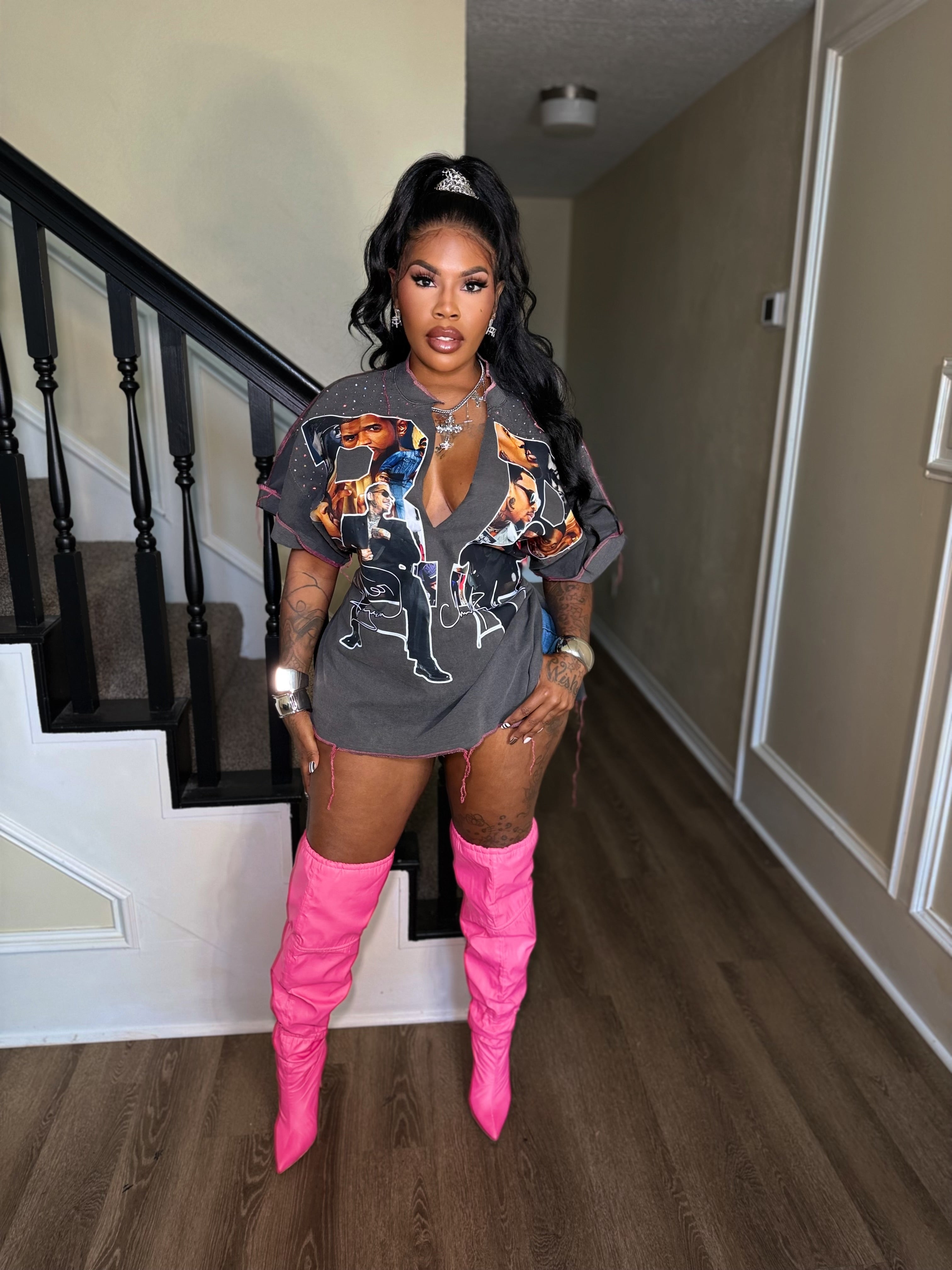 R&B tour tee pink