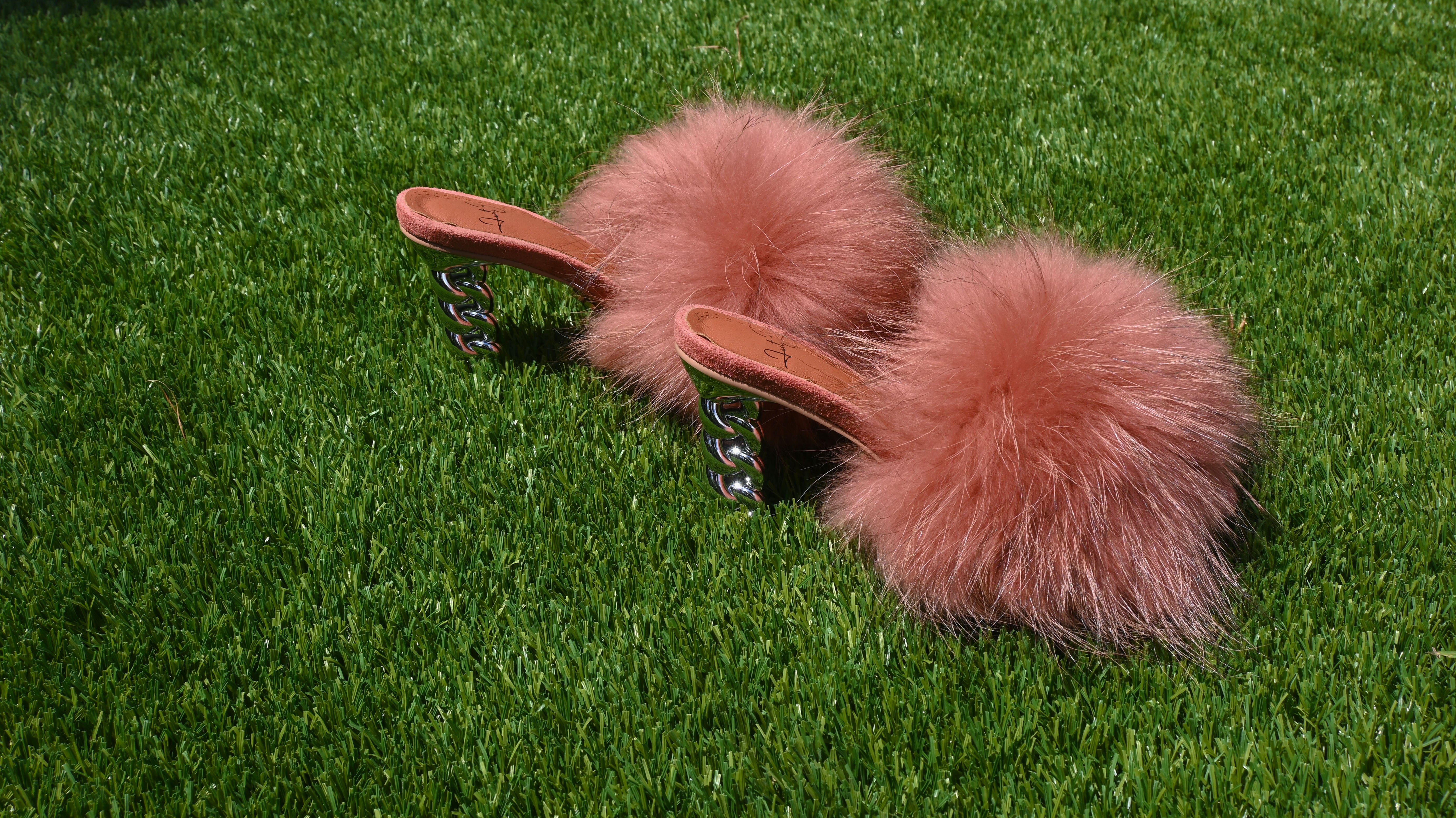 Fur in the summer rose pink mules