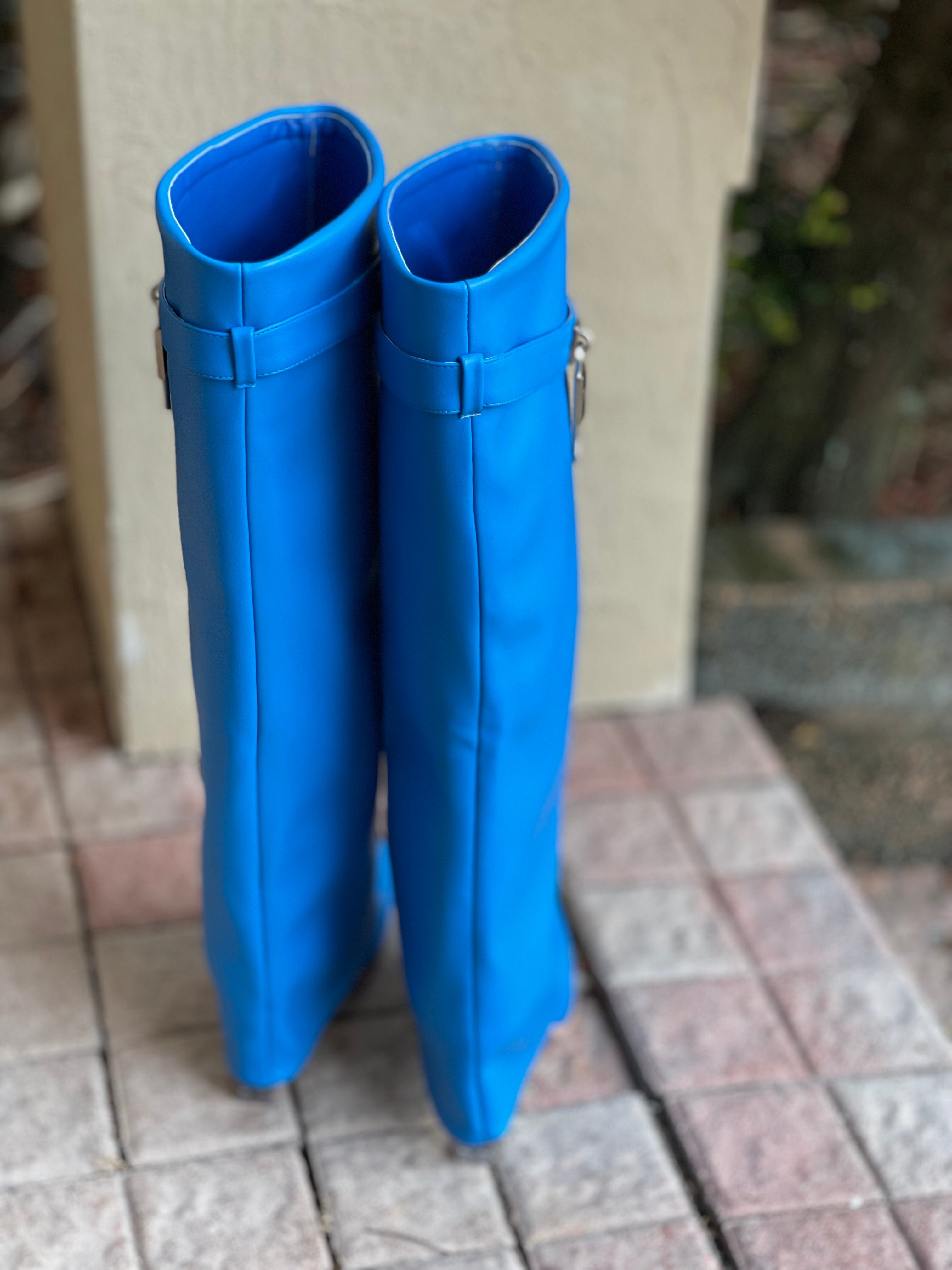 Hammerhead lock boots True blue